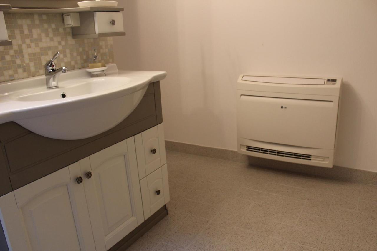 Tana Bianca Apartment Триест Екстериор снимка